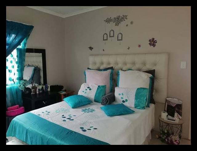 3 BEDROOM HOUSE FOR SALE IN BRACKENHAM